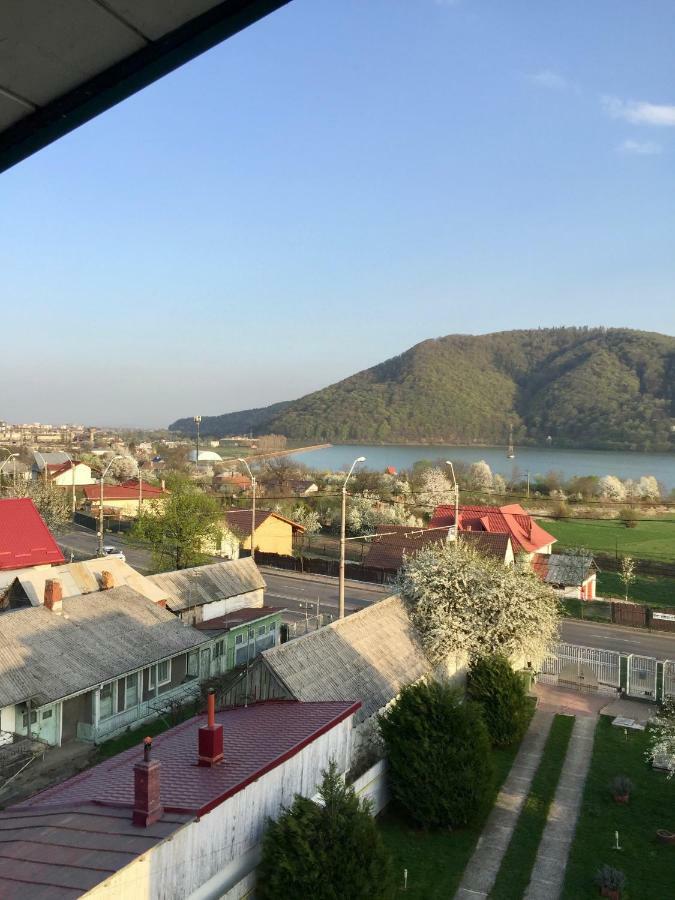 Apartament Ina Apartamento Piatra Neamţ Exterior foto